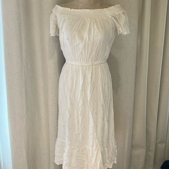 Old Navy Off Shoulder White Embroidered Midi Dress Size M - Picture 1 of 6